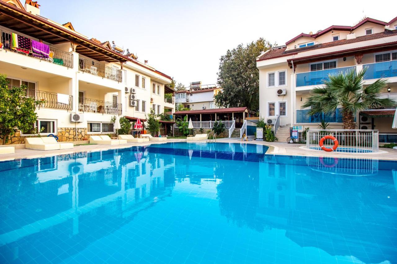 Tayfun Apart Hotel Олудениз Екстериор снимка