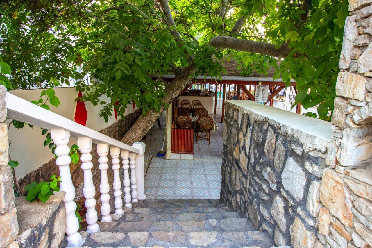 Tayfun Apart Hotel Олудениз Екстериор снимка
