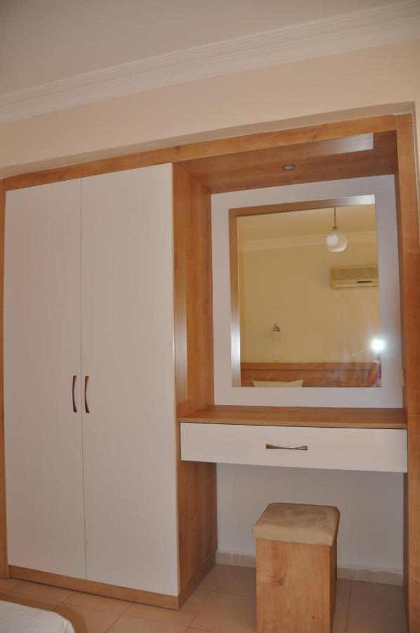 Tayfun Apart Hotel Олудениз Екстериор снимка