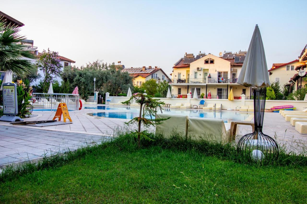 Tayfun Apart Hotel Олудениз Екстериор снимка