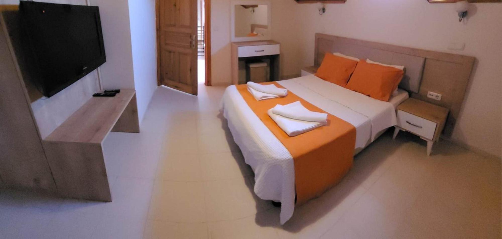 Tayfun Apart Hotel Олудениз Екстериор снимка