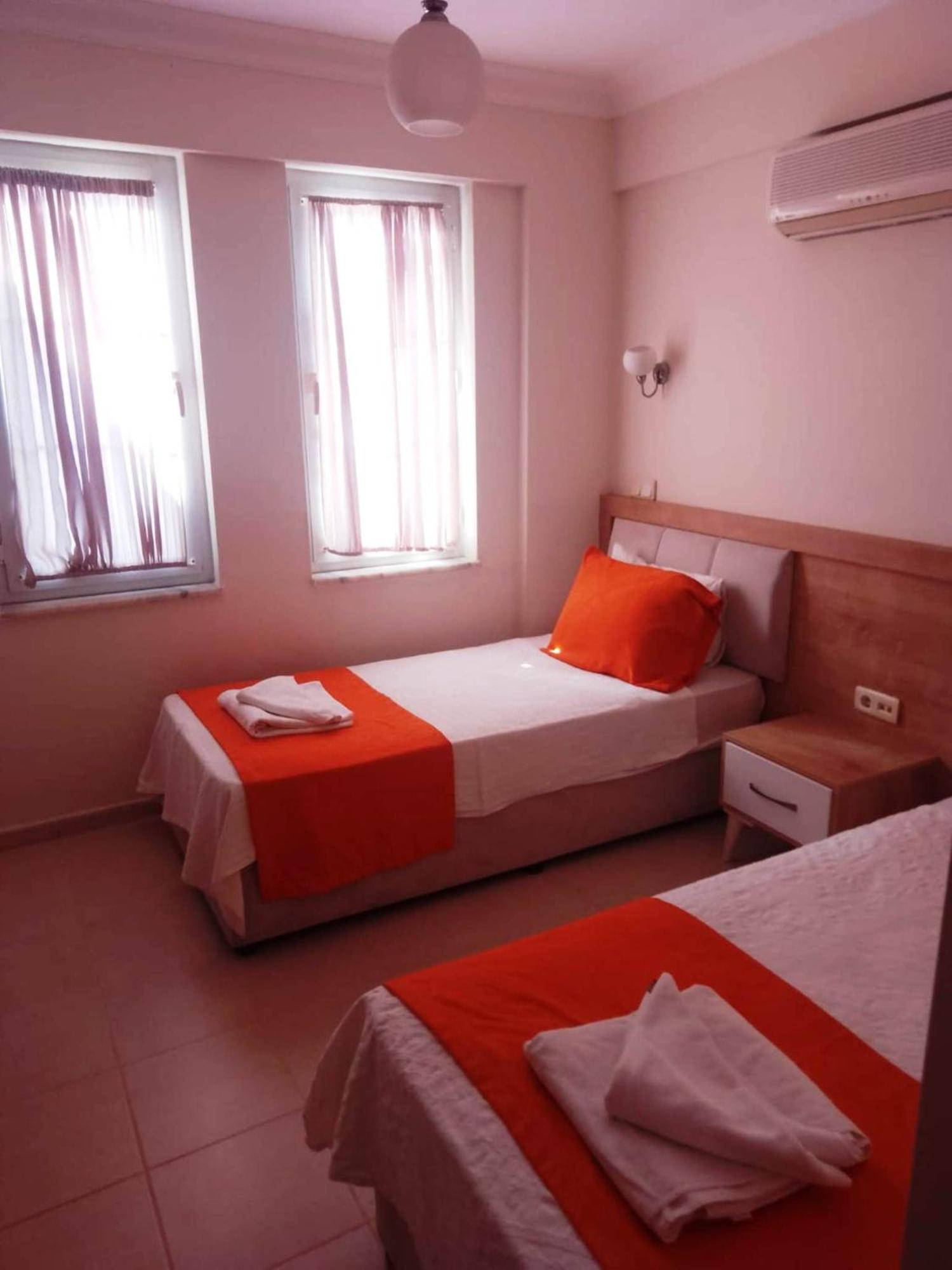 Tayfun Apart Hotel Олудениз Екстериор снимка